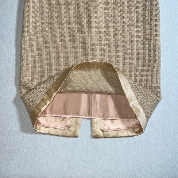 Vintage Milly Wool Below Knee Pencil Skirt in Peachy Cream + Silver, Size 2 - Picture 6 of 11